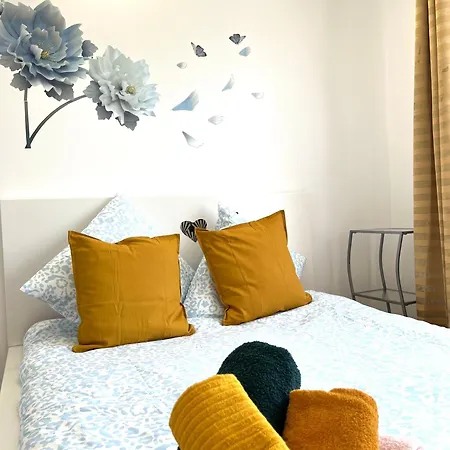 Apartment Sous Bois Tres En Plein Centre Et Verdure