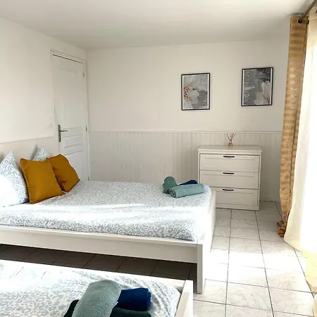 Apartment Sous Bois Tres En Plein Centre Et Verdure
